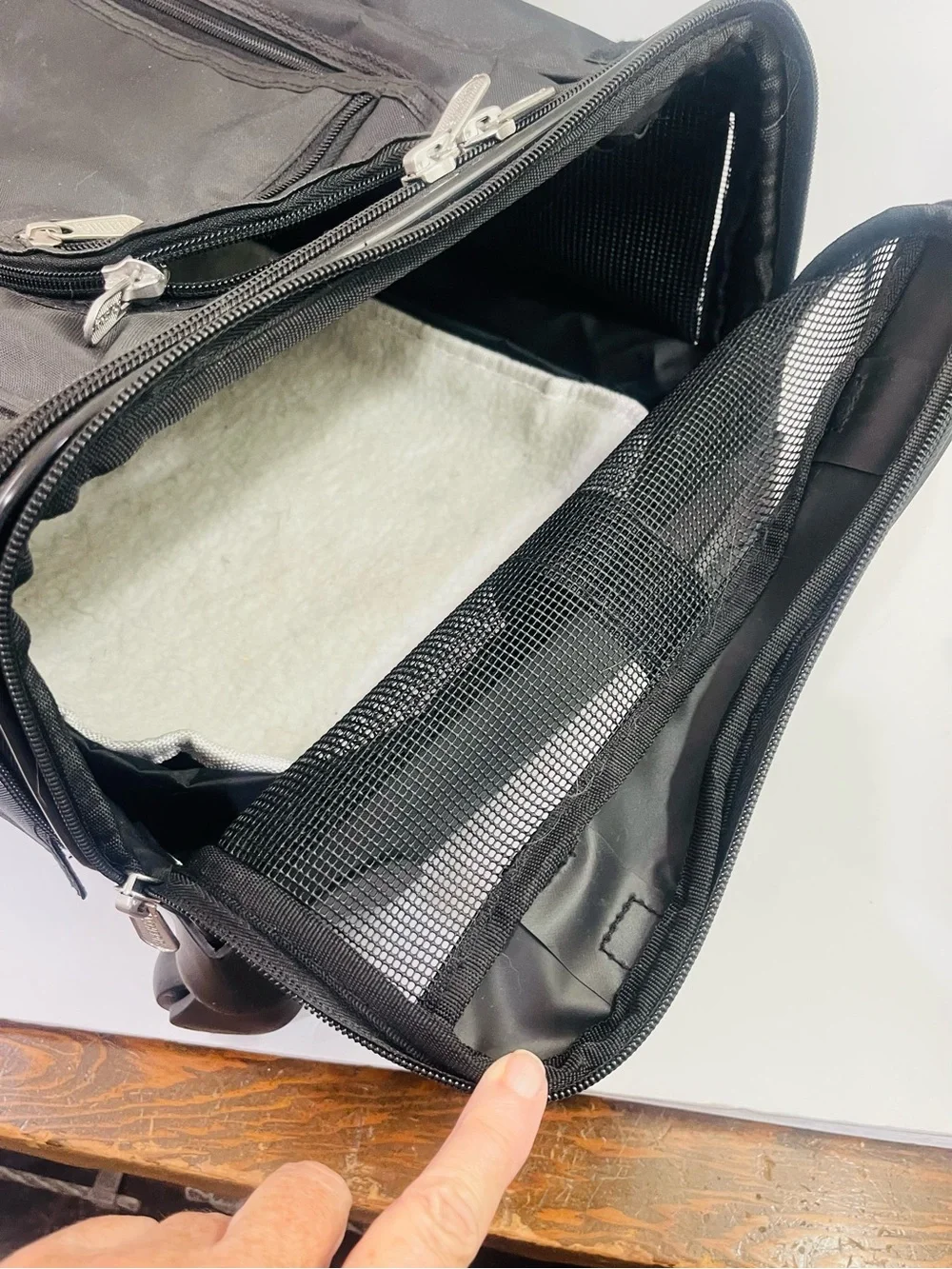 Sherpa Original Deluxe Airline-Approved Dog & Cat Carrier Bag,